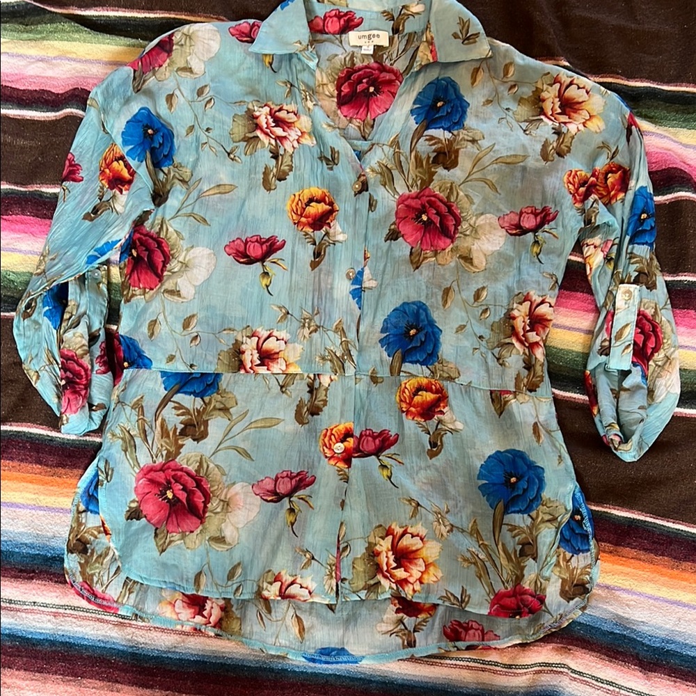 Clearance! Ladies Umgee button down Floral Women's Top